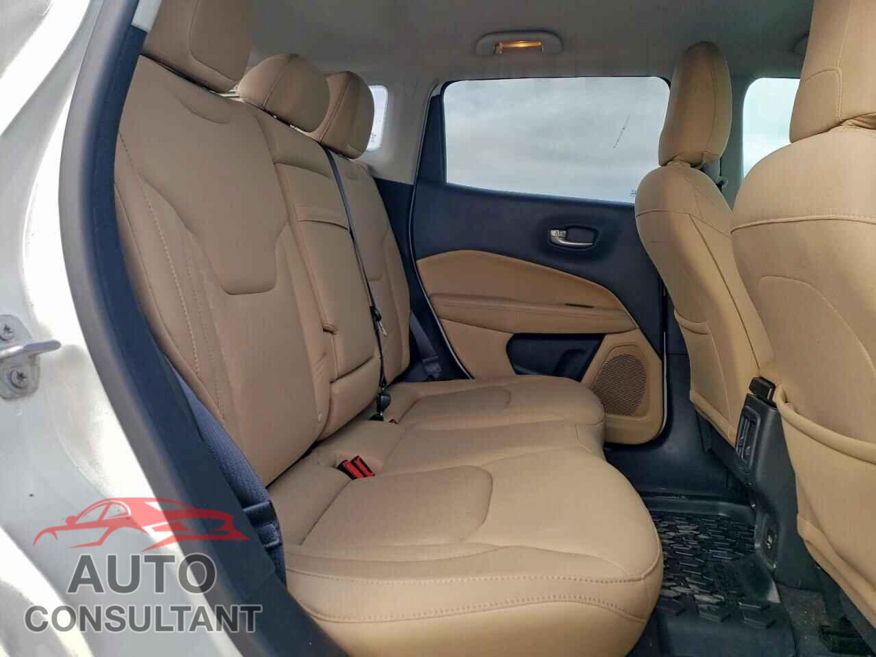 JEEP COMPASS 2017 - 3C4NJDAB0HT642405