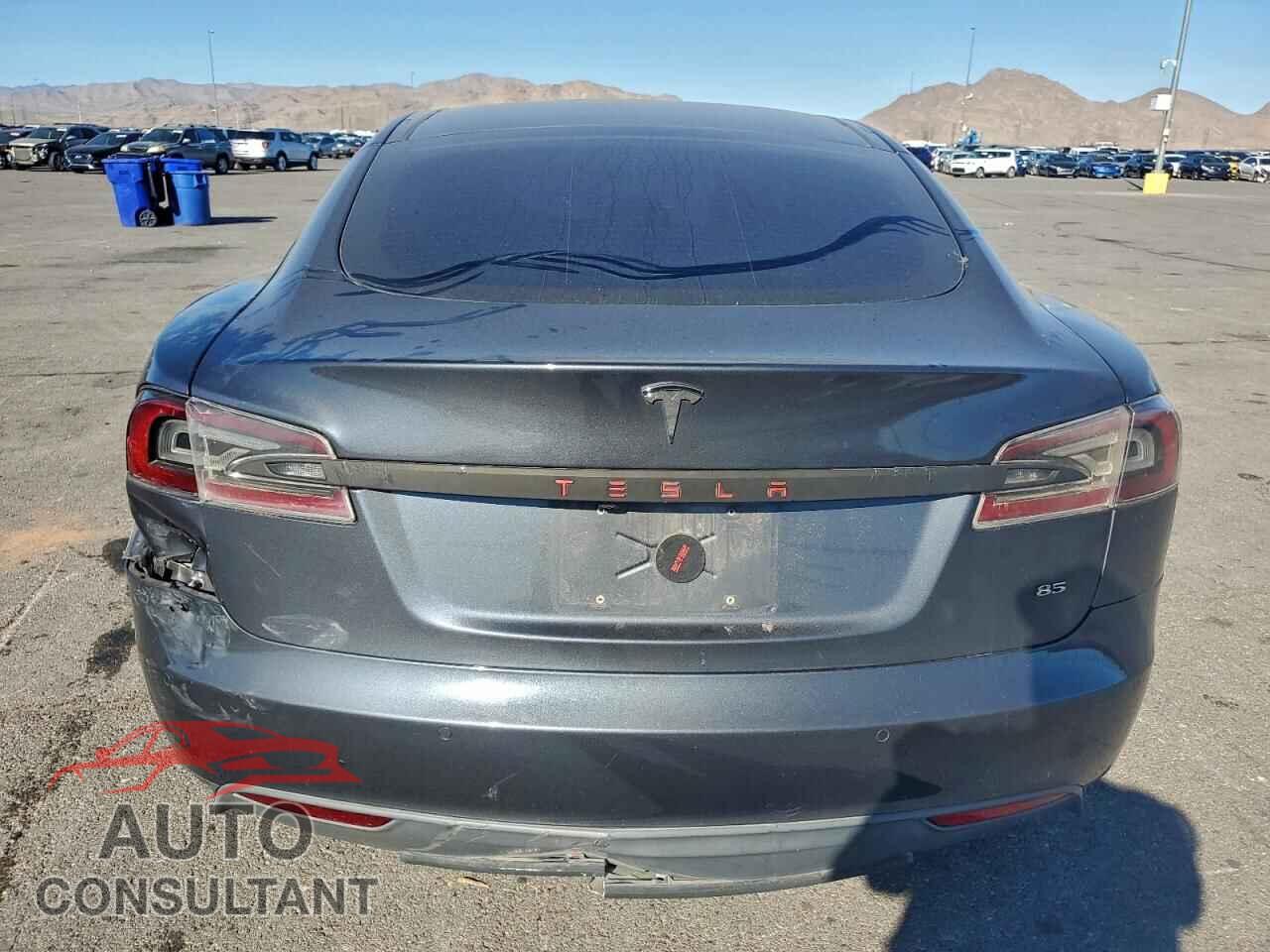 TESLA MODEL S 2014 - 5YJSA1H10EFP62519