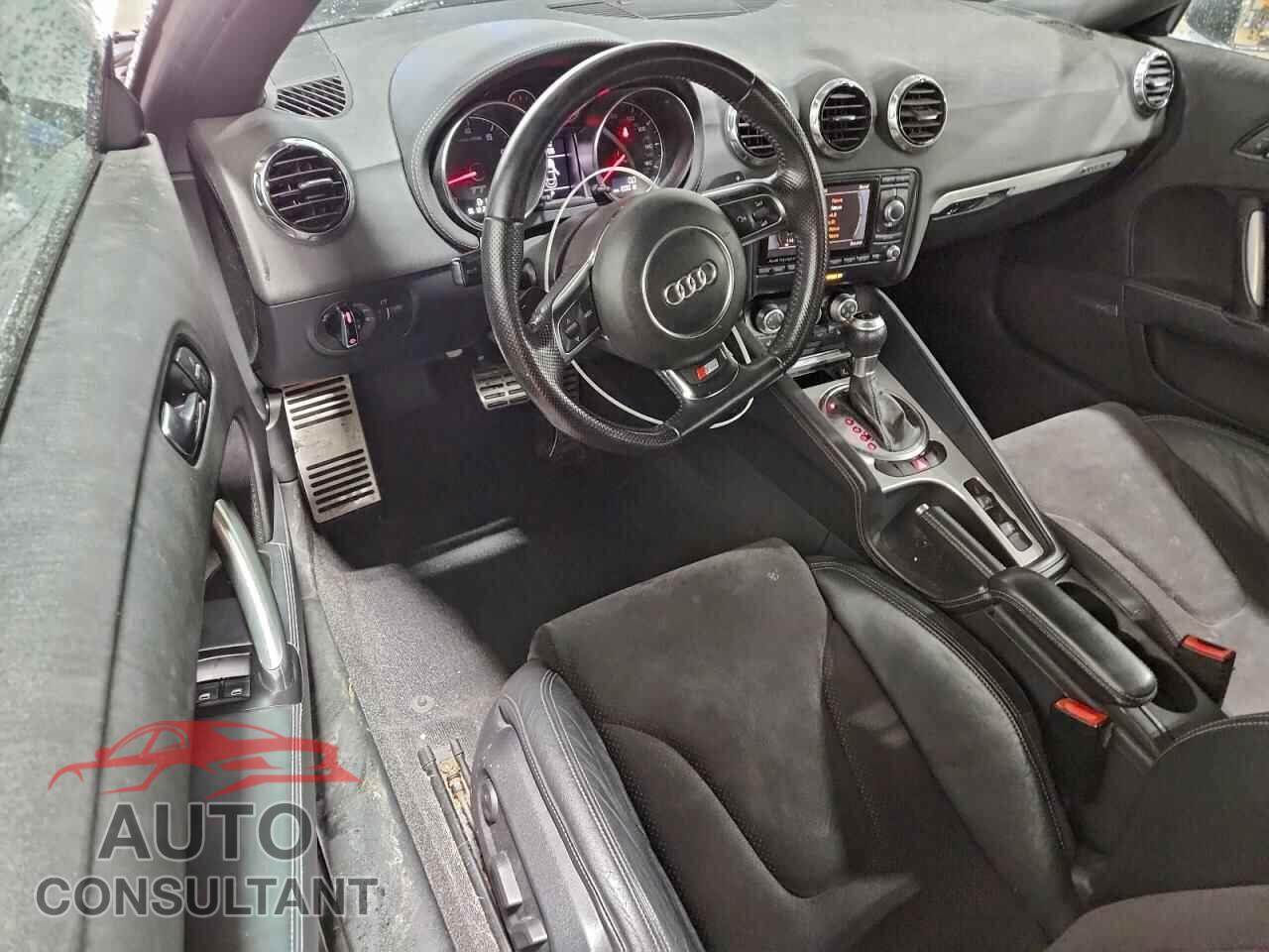 AUDI TT 2015 - TRUSFAFK6F1000566