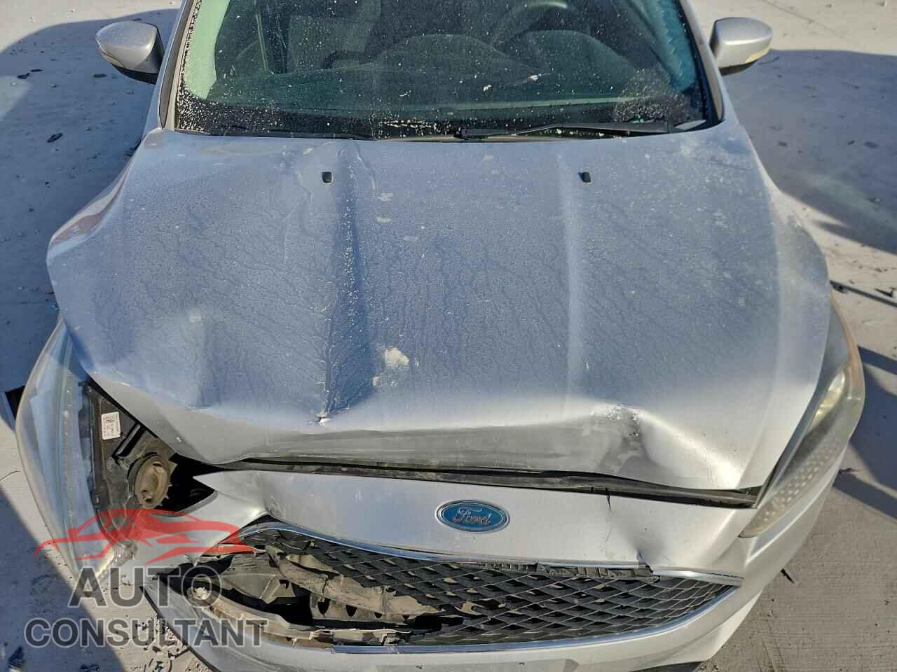 FORD FOCUS 2017 - 1FADP3F22HL328575