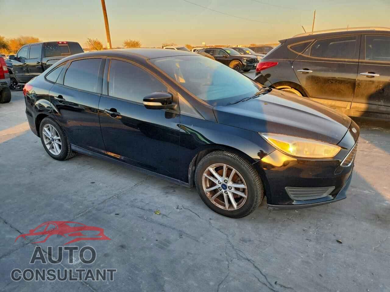 FORD FOCUS 2017 - 1FADP3F2XHL337184