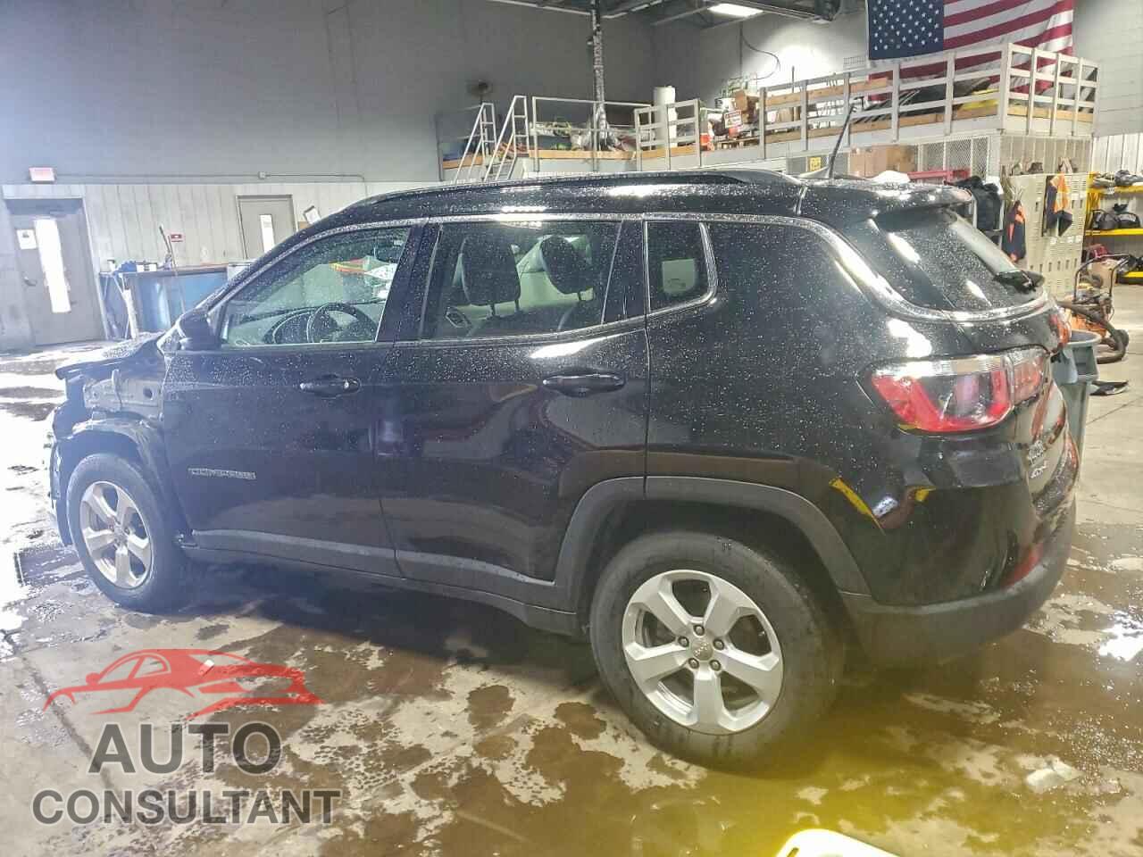 JEEP COMPASS 2018 - 3C4NJDBB2JT191255