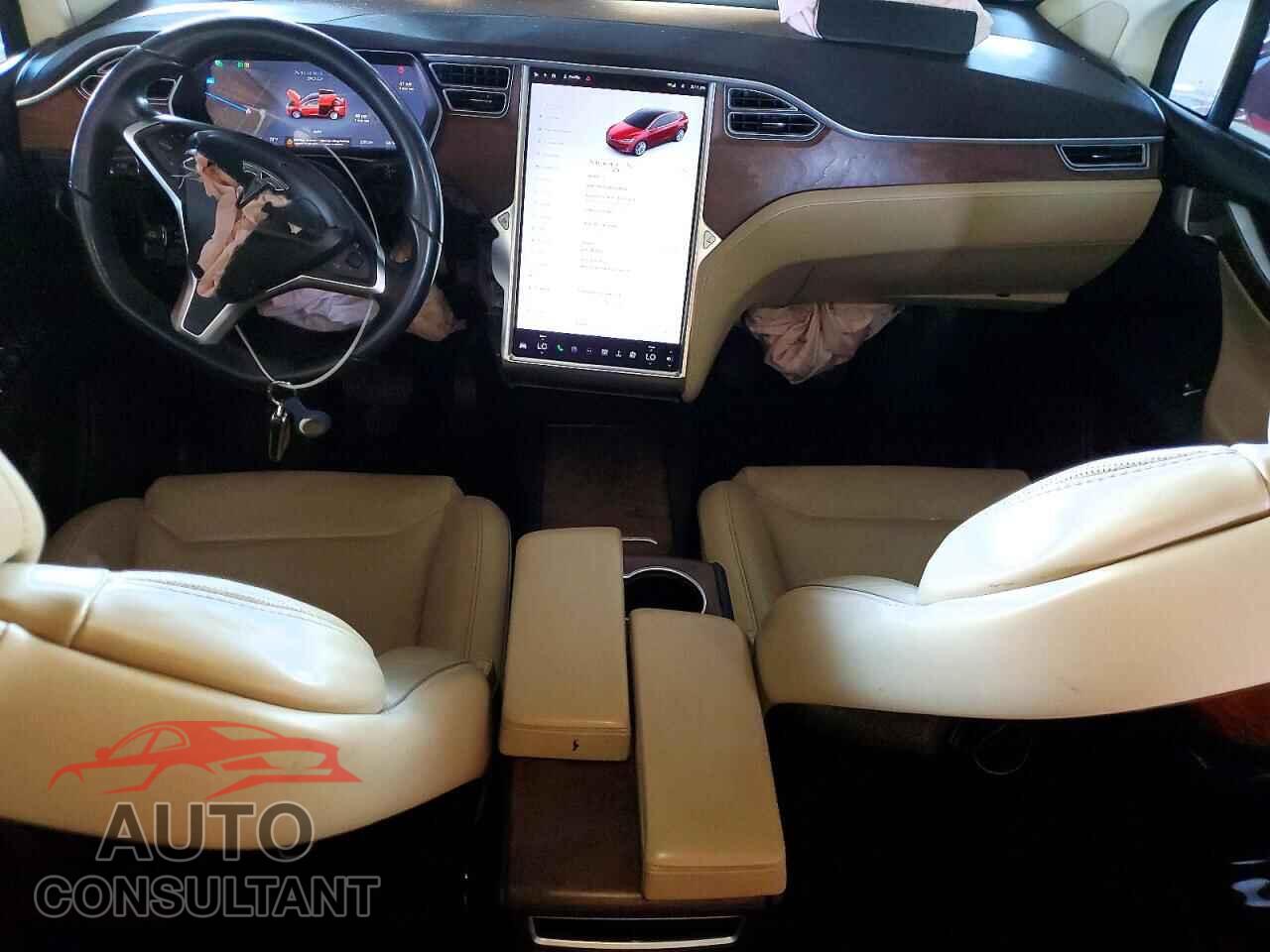 TESLA MODEL X 2016 - 5YJXCBE21GF005585