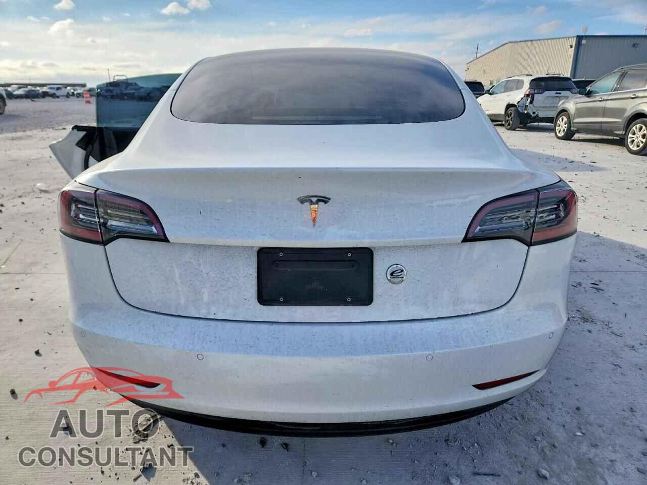 TESLA MODEL 3 2021 - 5YJ3E1EA9MF085594