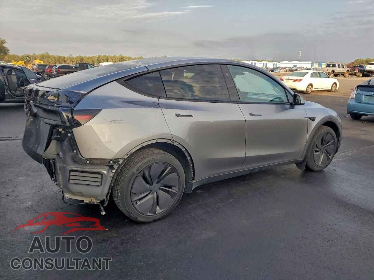 TESLA MODEL Y 2026 - 7SAYGDEDXTF415532
