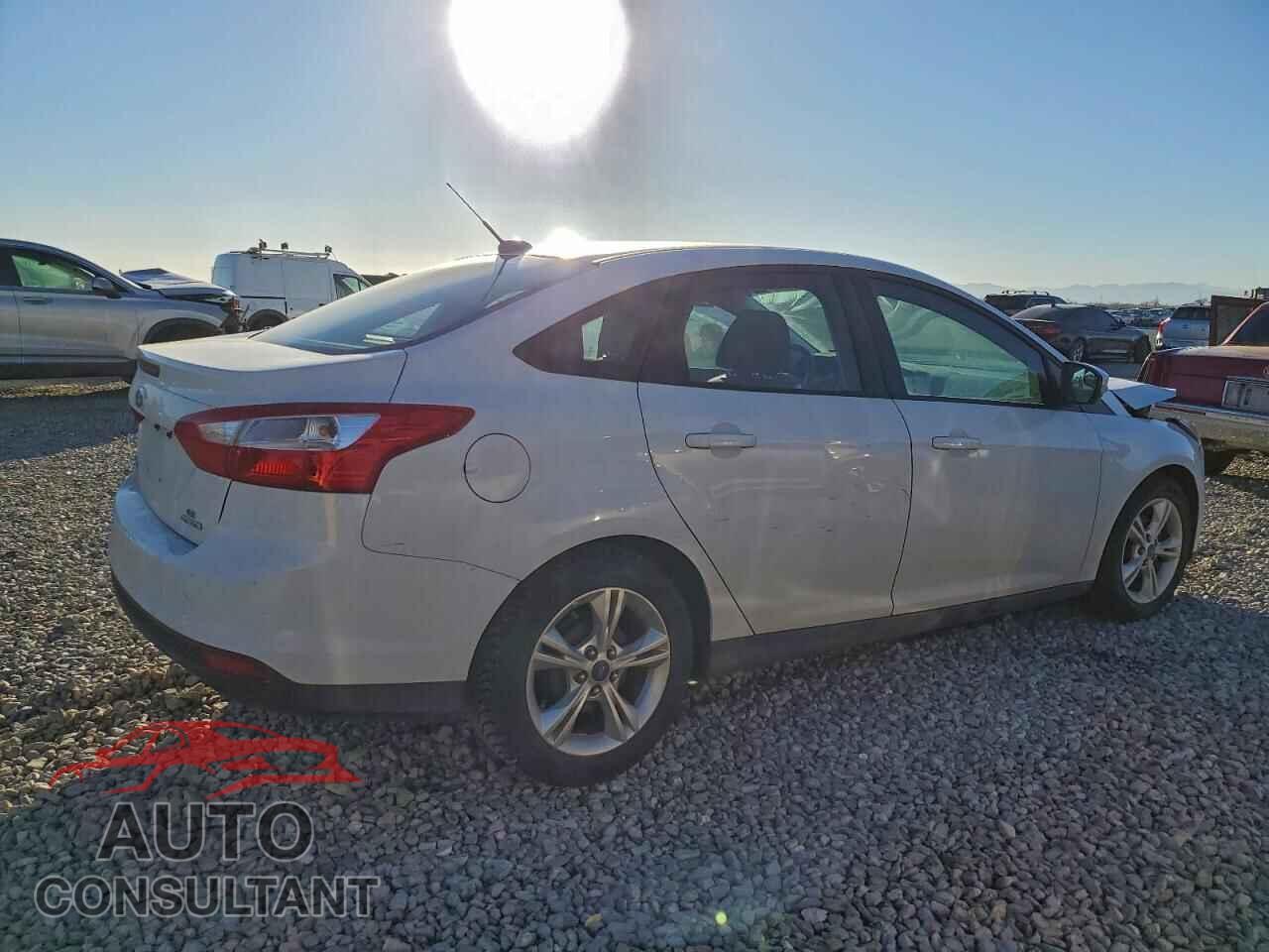 FORD FOCUS 2014 - 1FADP3F22EL323548