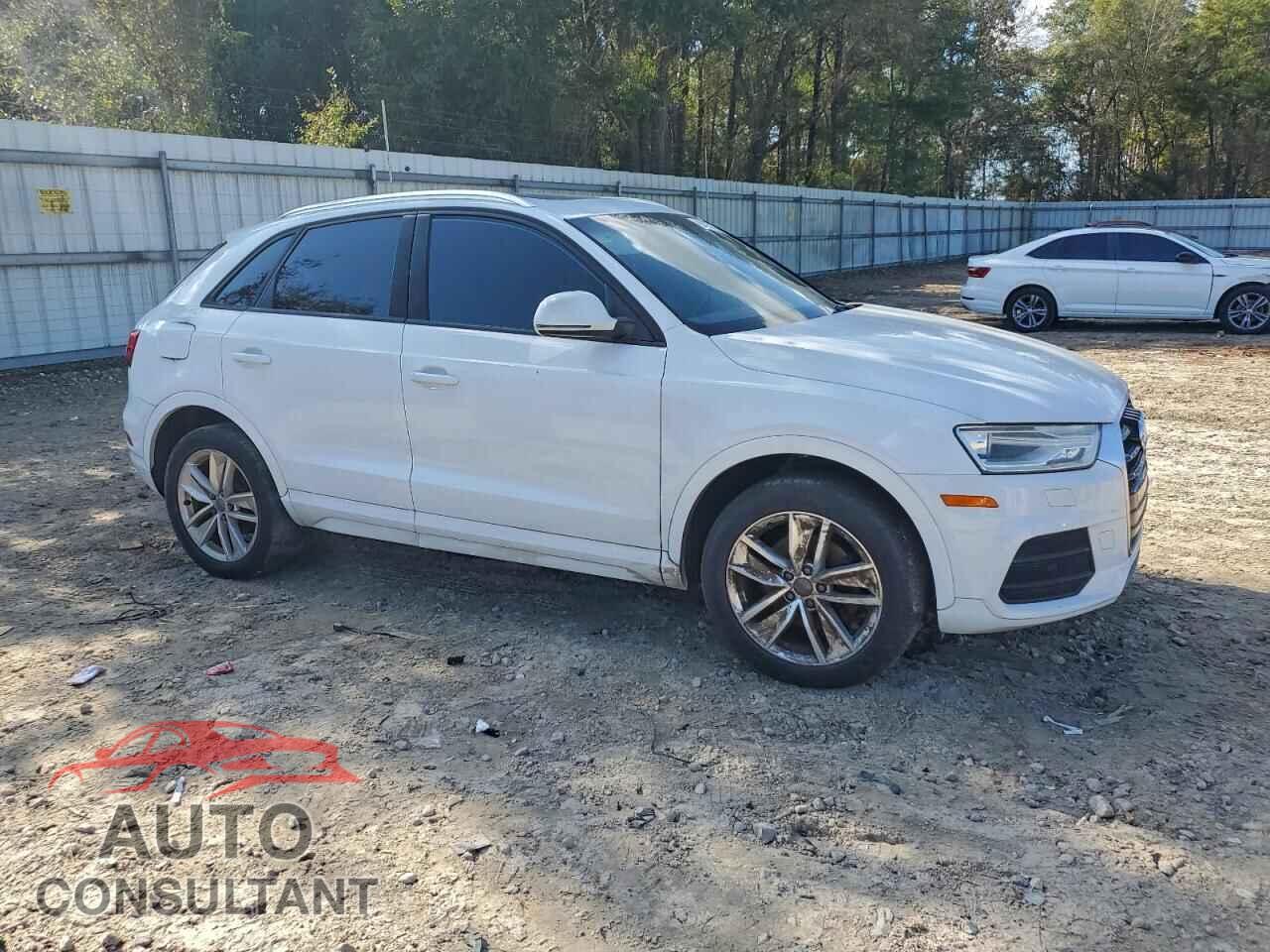 AUDI Q3 2017 - WA1BCCFS4HR014012