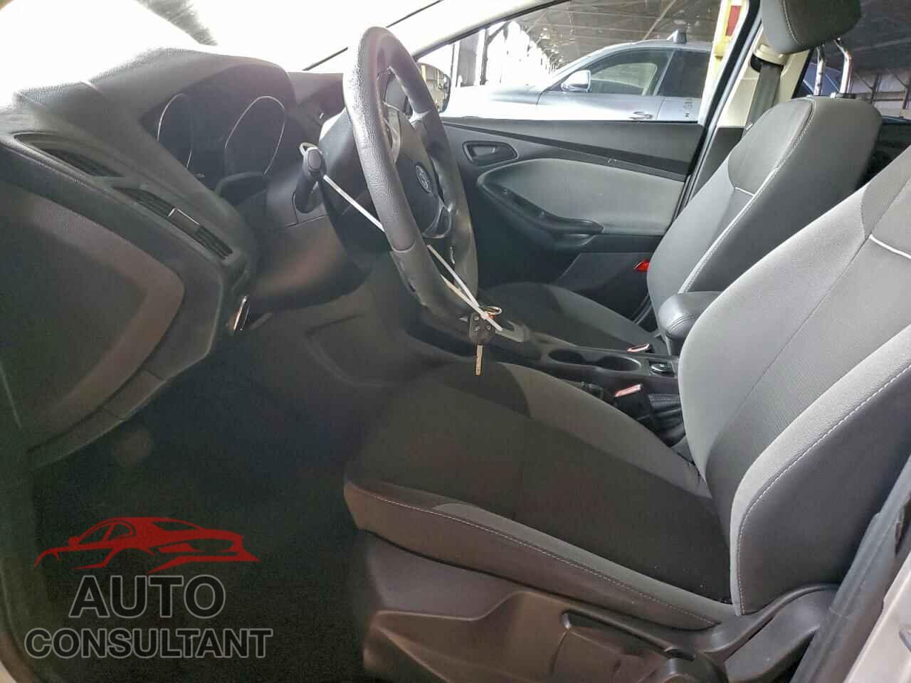 FORD FOCUS 2012 - 1FAHP3F21CL217302