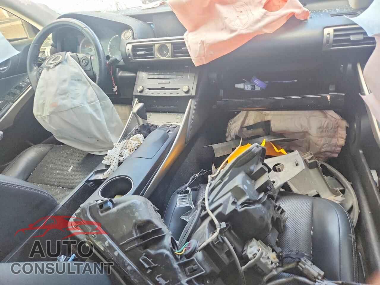 LEXUS IS 2015 - JTHBF1D29F5066923