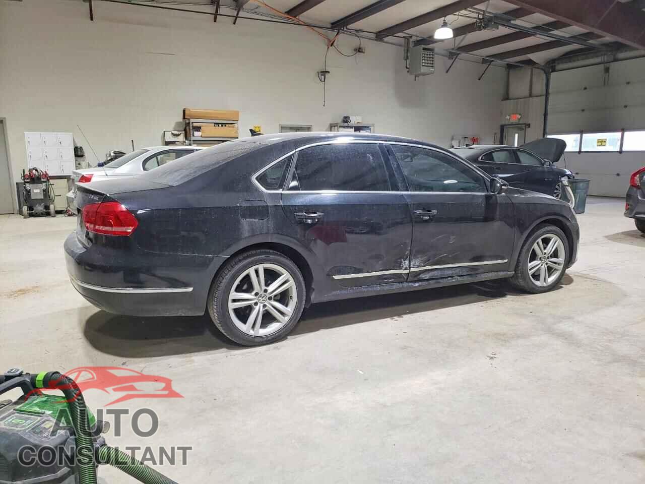 VOLKSWAGEN PASSAT 2012 - 1VWCN7A39CC020165