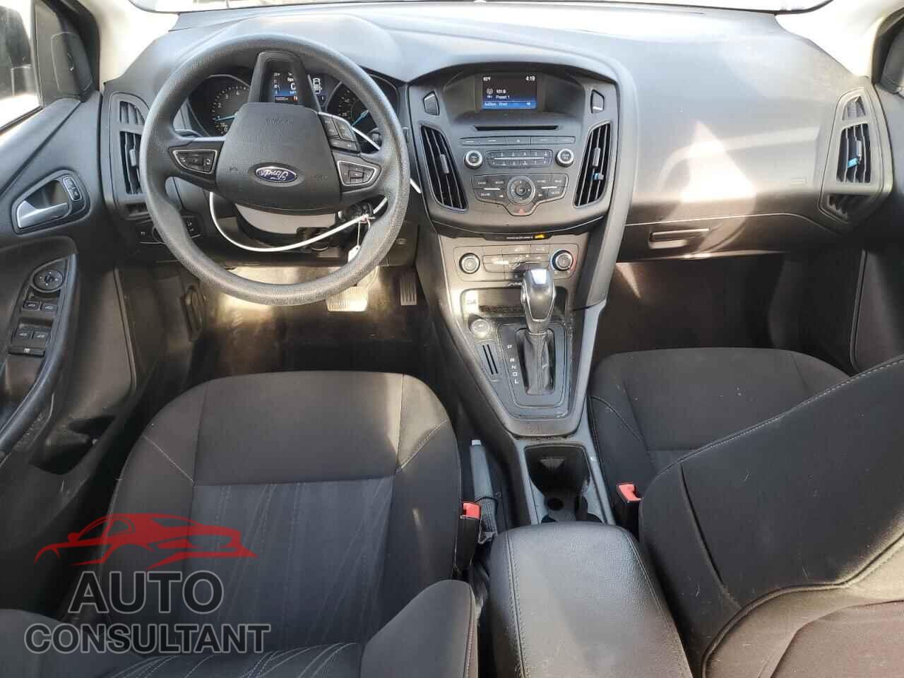 FORD FOCUS 2016 - 1FADP3F27GL398135