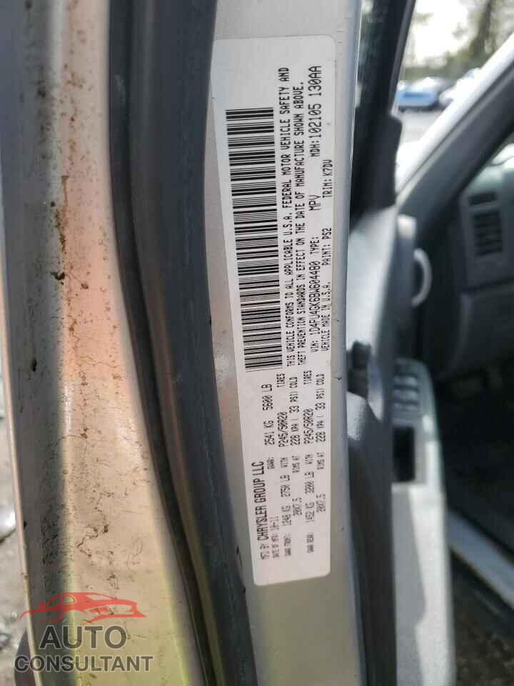 DODGE NITRO 2011 - 1D4PU4GK6BW604480