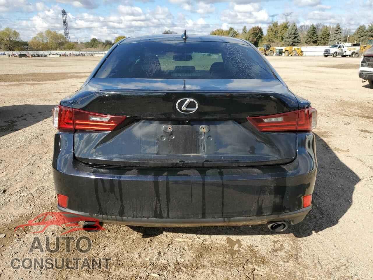LEXUS IS 2015 - JTHCF1D28F5022867
