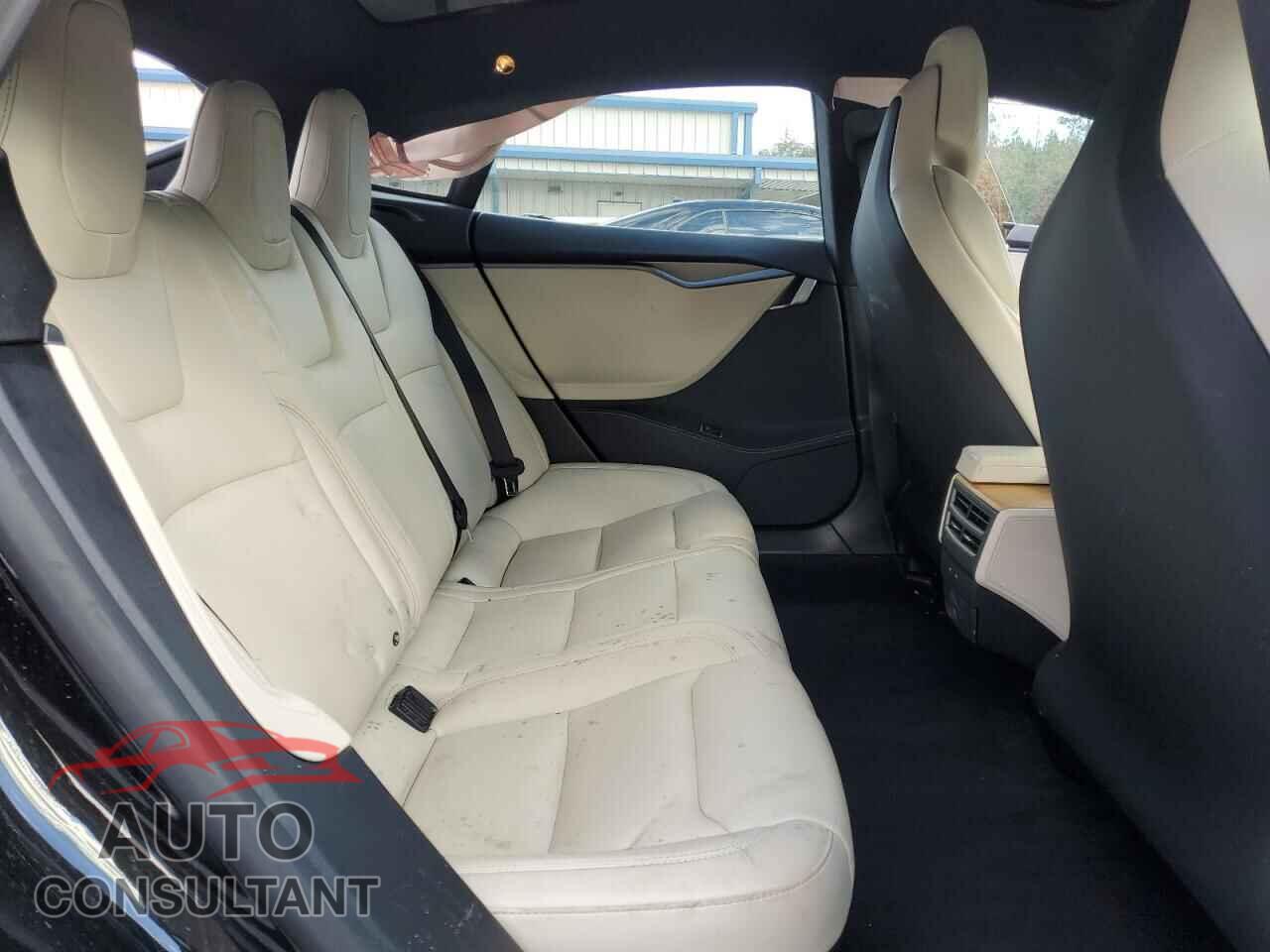 TESLA MODEL S 2020 - 5YJSA1E28LF360256