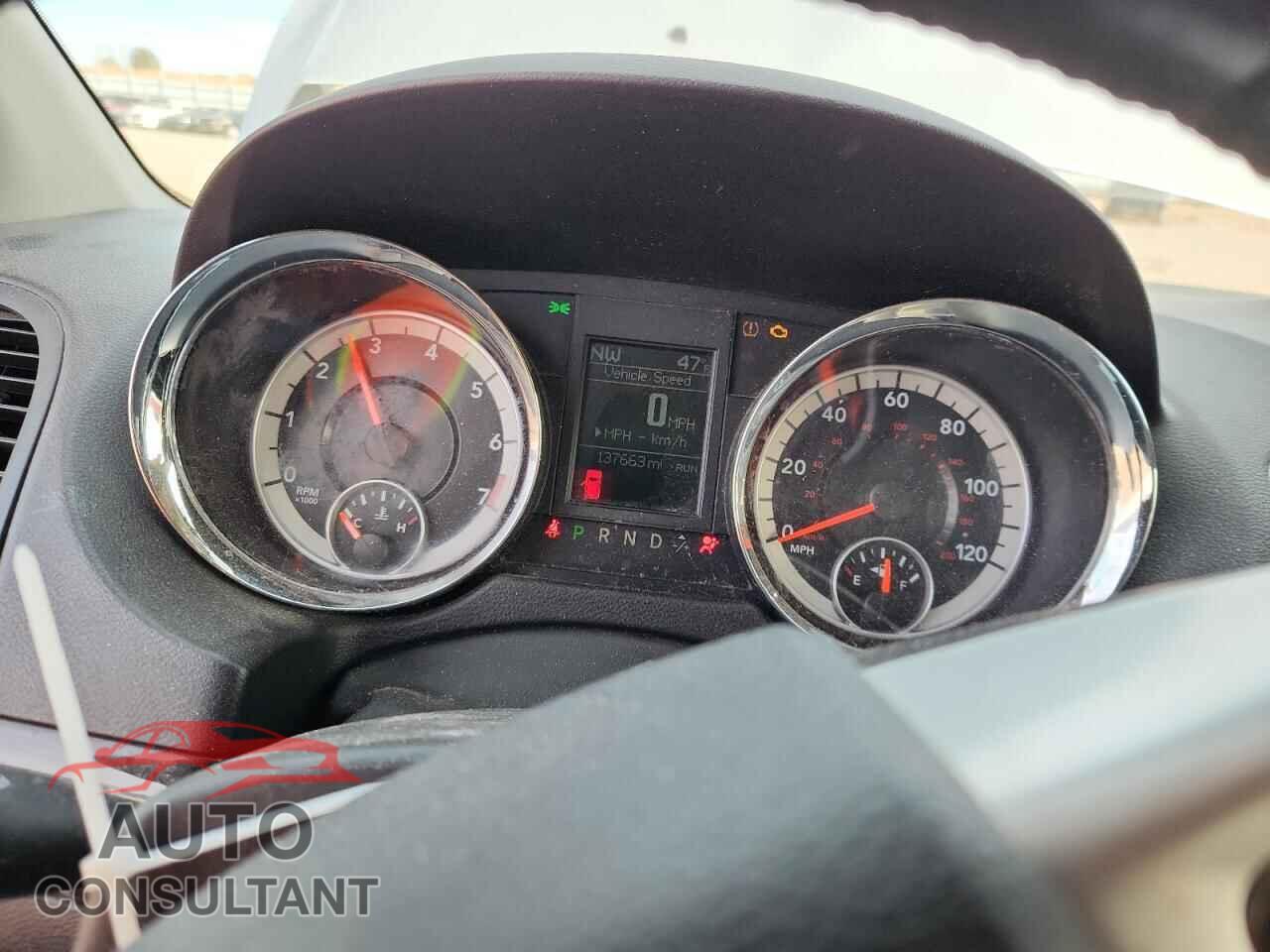 DODGE CARAVAN 2012 - 2C4RDGDG8CR215213