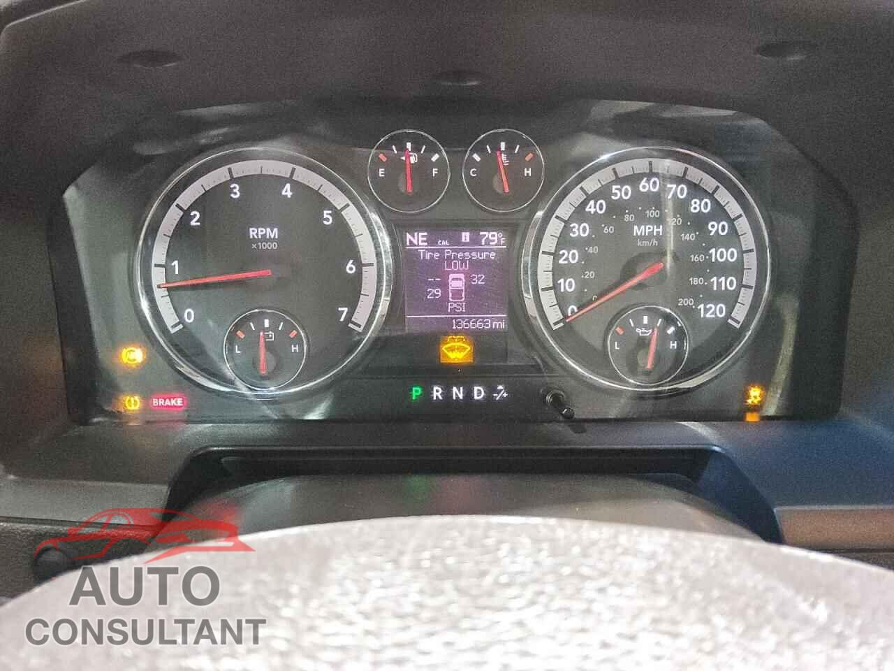 DODGE RAM 1500 2012 - 1C6RD6NT9CS268479