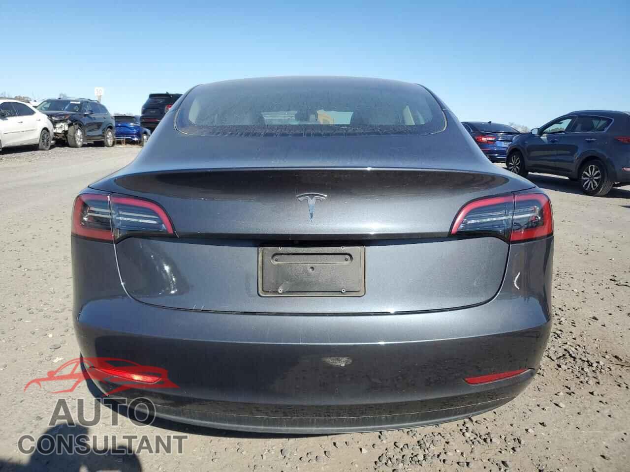 TESLA MODEL 3 2023 - 5YJ3E1EA4PF649687