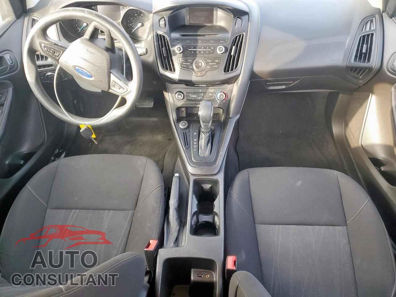 FORD FOCUS 2016 - 1FADP3E2XGL261403