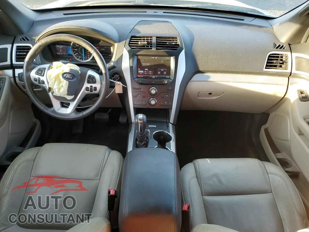 FORD EXPLORER 2015 - 1FM5K7D80FGA44391
