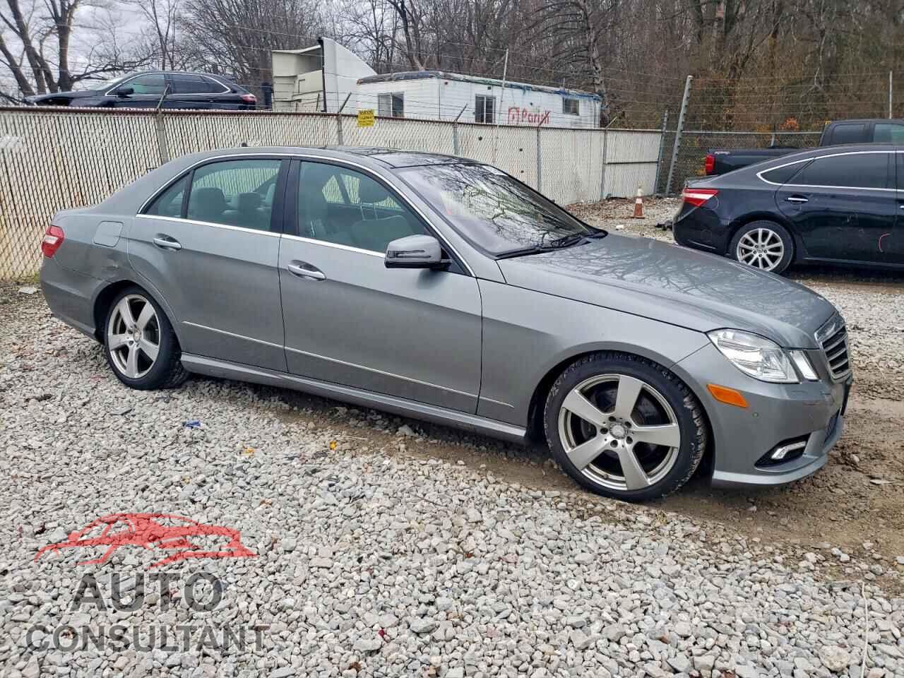MERCEDES-BENZ E-CLASS 2011 - WDDHF8HB6BA371687