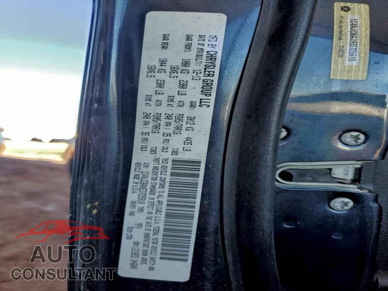 JEEP COMPASS 2014 - 1C4NJCBAXED725910