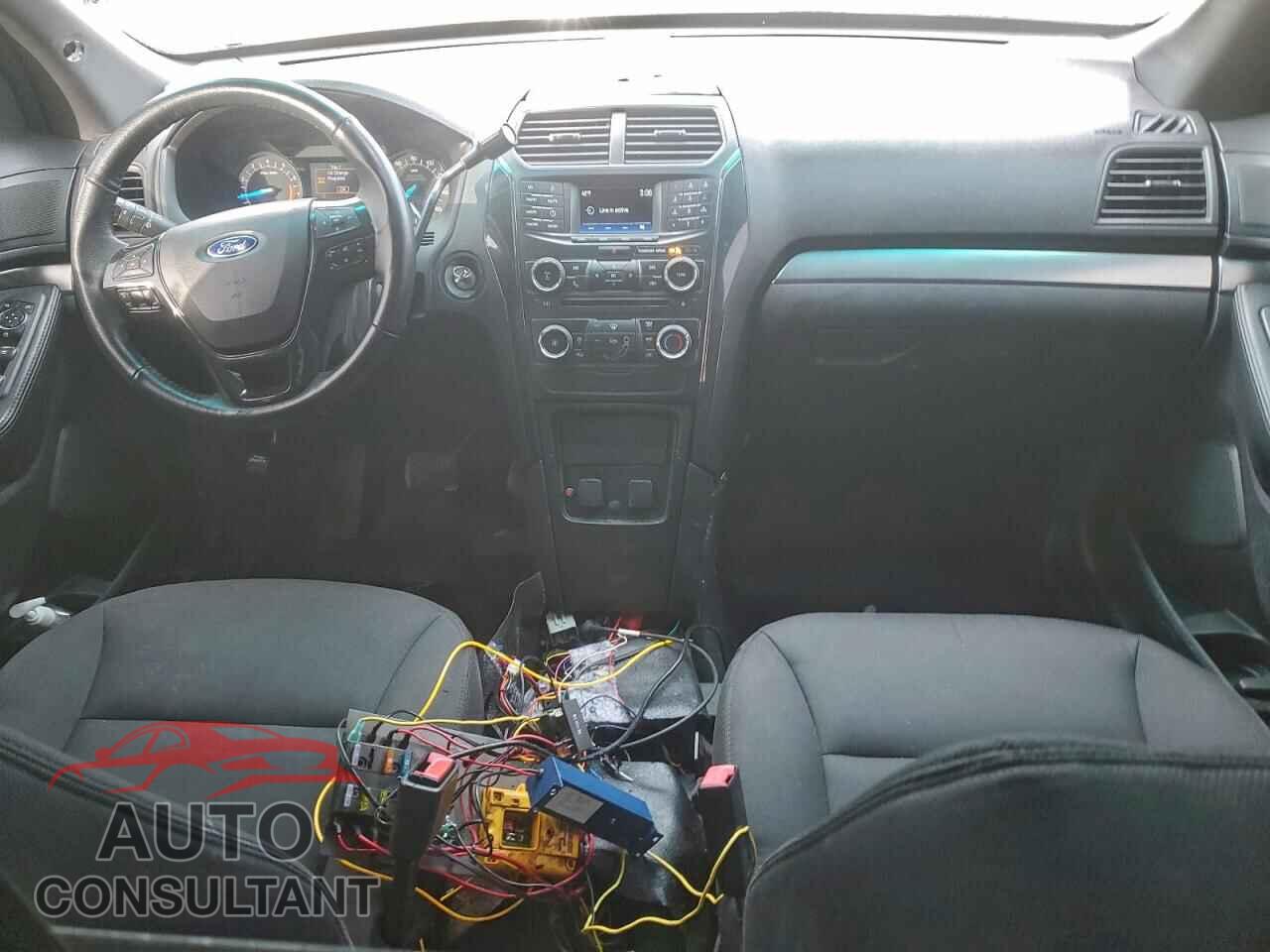 FORD EXPLORER 2017 - 1FM5K8AR1HGA17299