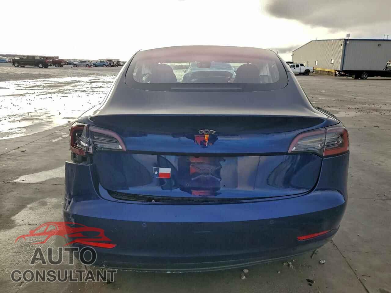 TESLA MODEL 3 2018 - 5YJ3E1EA1JF004678