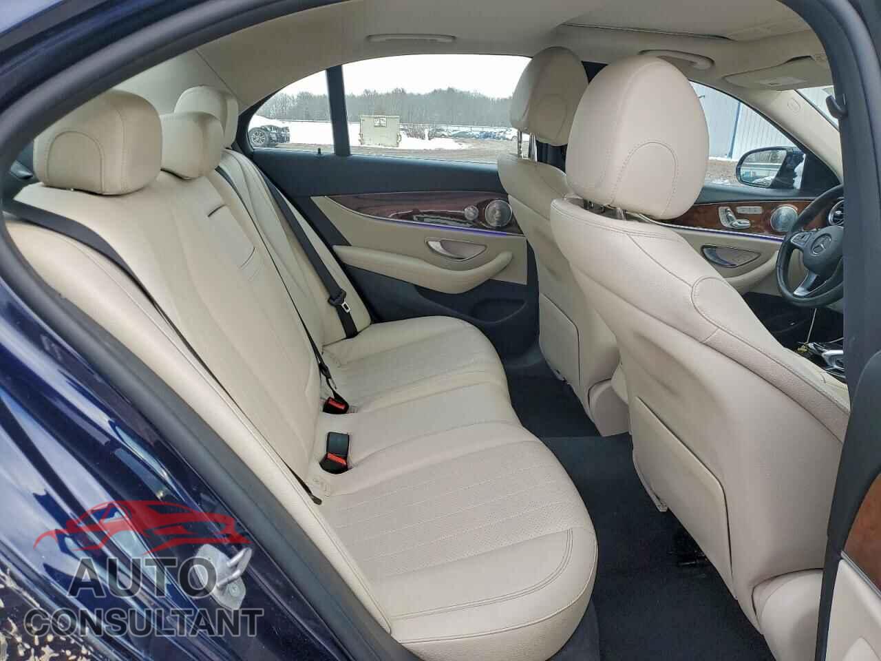 MERCEDES-BENZ E-CLASS 2017 - WDDZF4KB5HA268596
