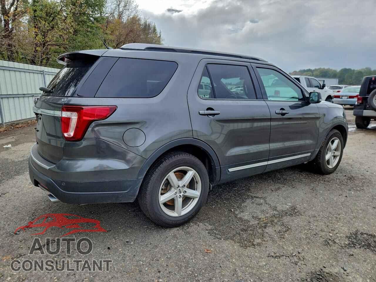 FORD EXPLORER 2018 - 1FM5K7D80JGA76718