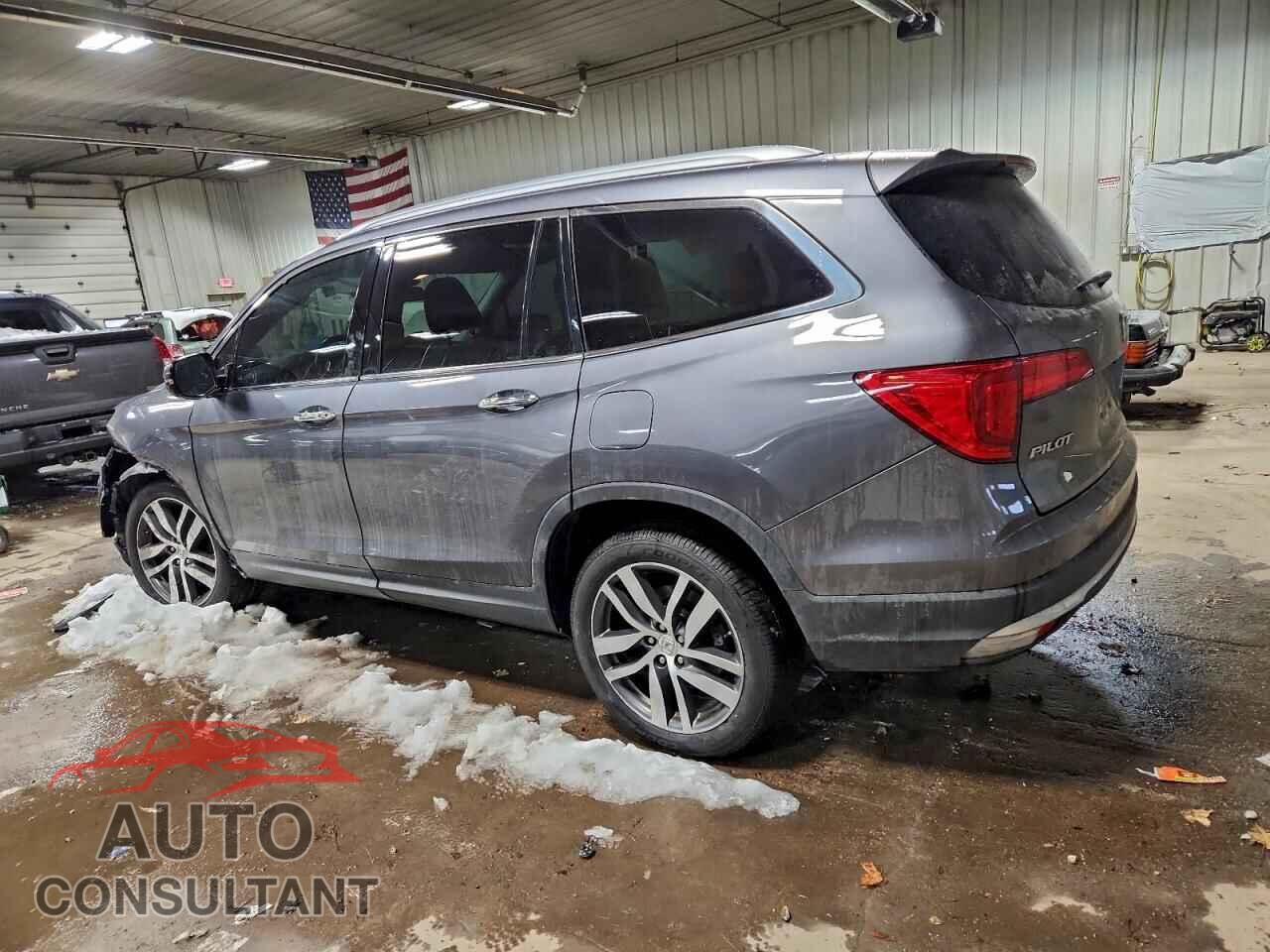 HONDA PILOT 2016 - 5FNYF6H95GB003091