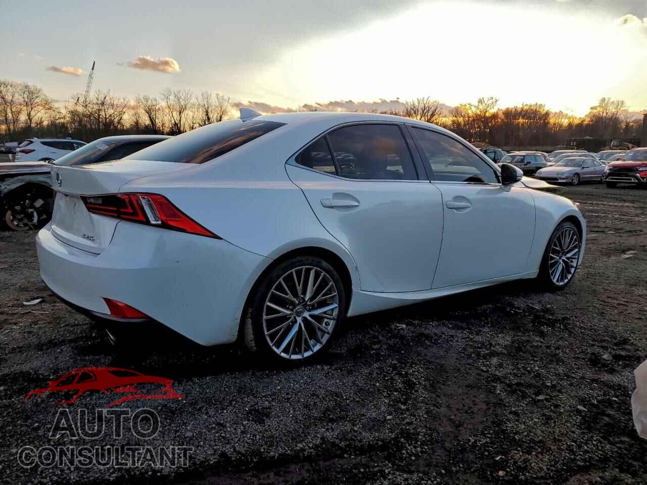 LEXUS IS 2014 - JTHBF1D29E5031894
