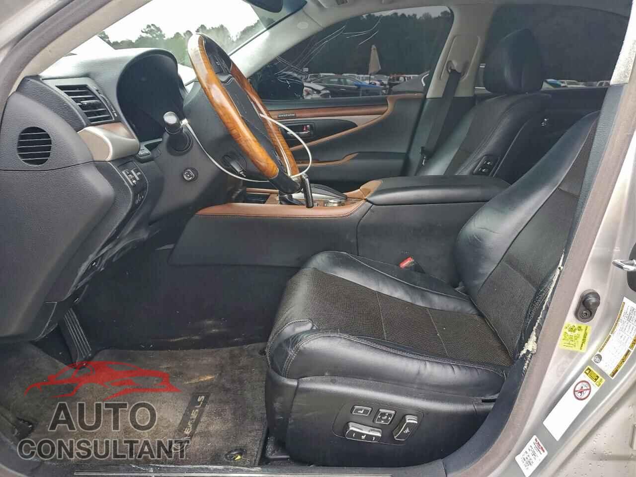 LEXUS LS460 2013 - JTHBL5EF3D5124832