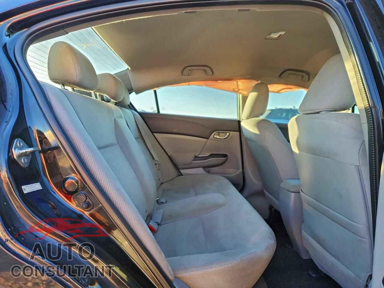 HONDA CIVIC 2012 - 2HGFB2F55CH597327