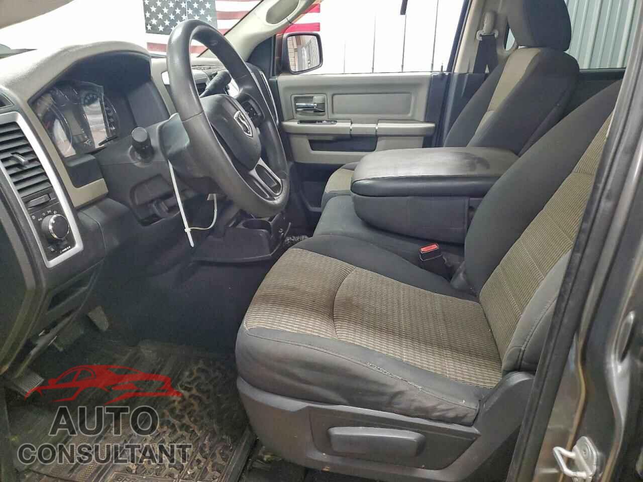 DODGE RAM 1500 2012 - 1C6RD7GP6CS233601