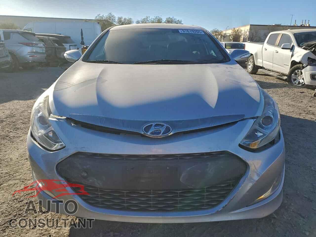 HYUNDAI SONATA 2012 - KMHEC4A49CA034664