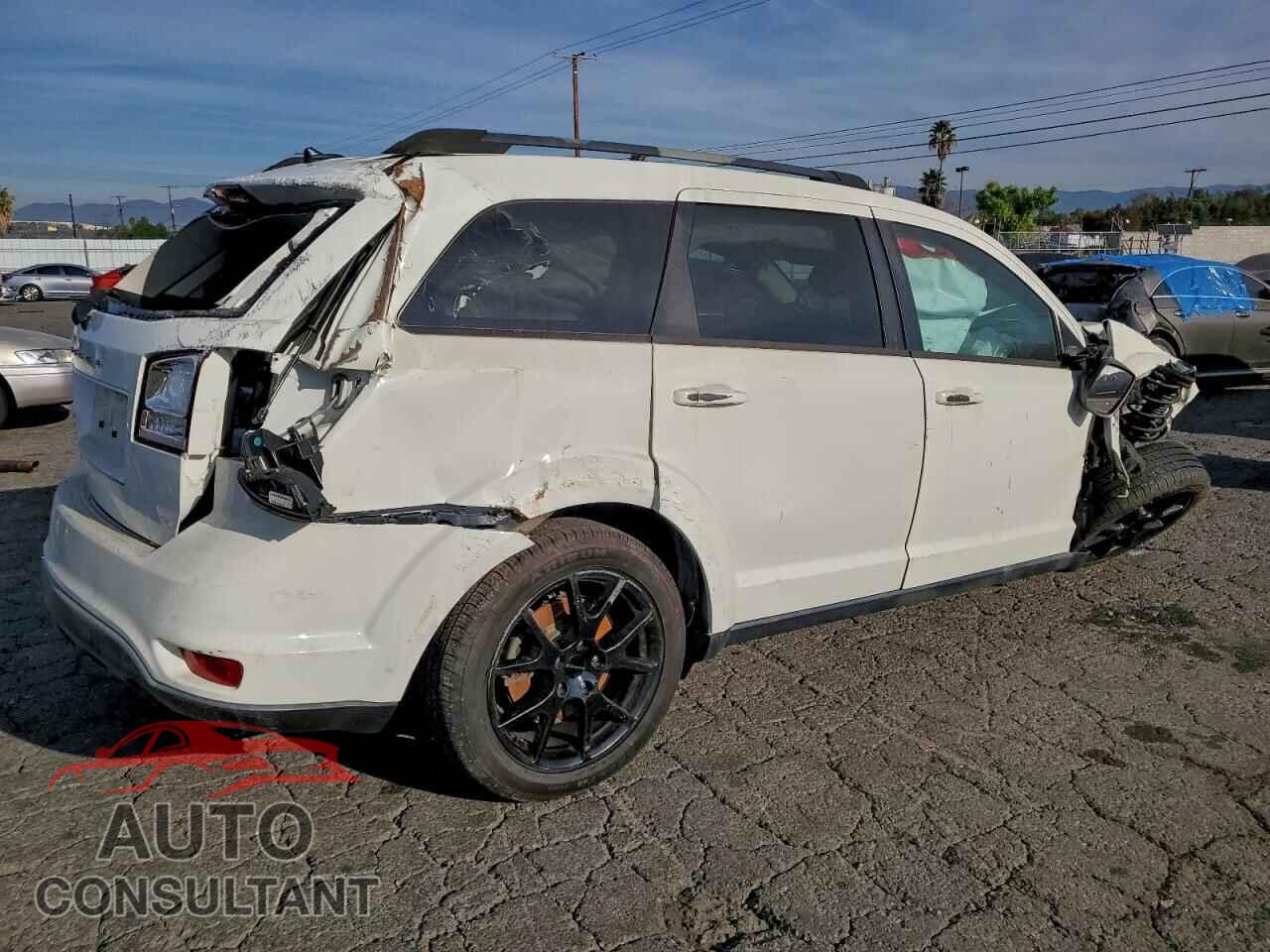 DODGE JOURNEY 2017 - 3C4PDCBB0HT562529