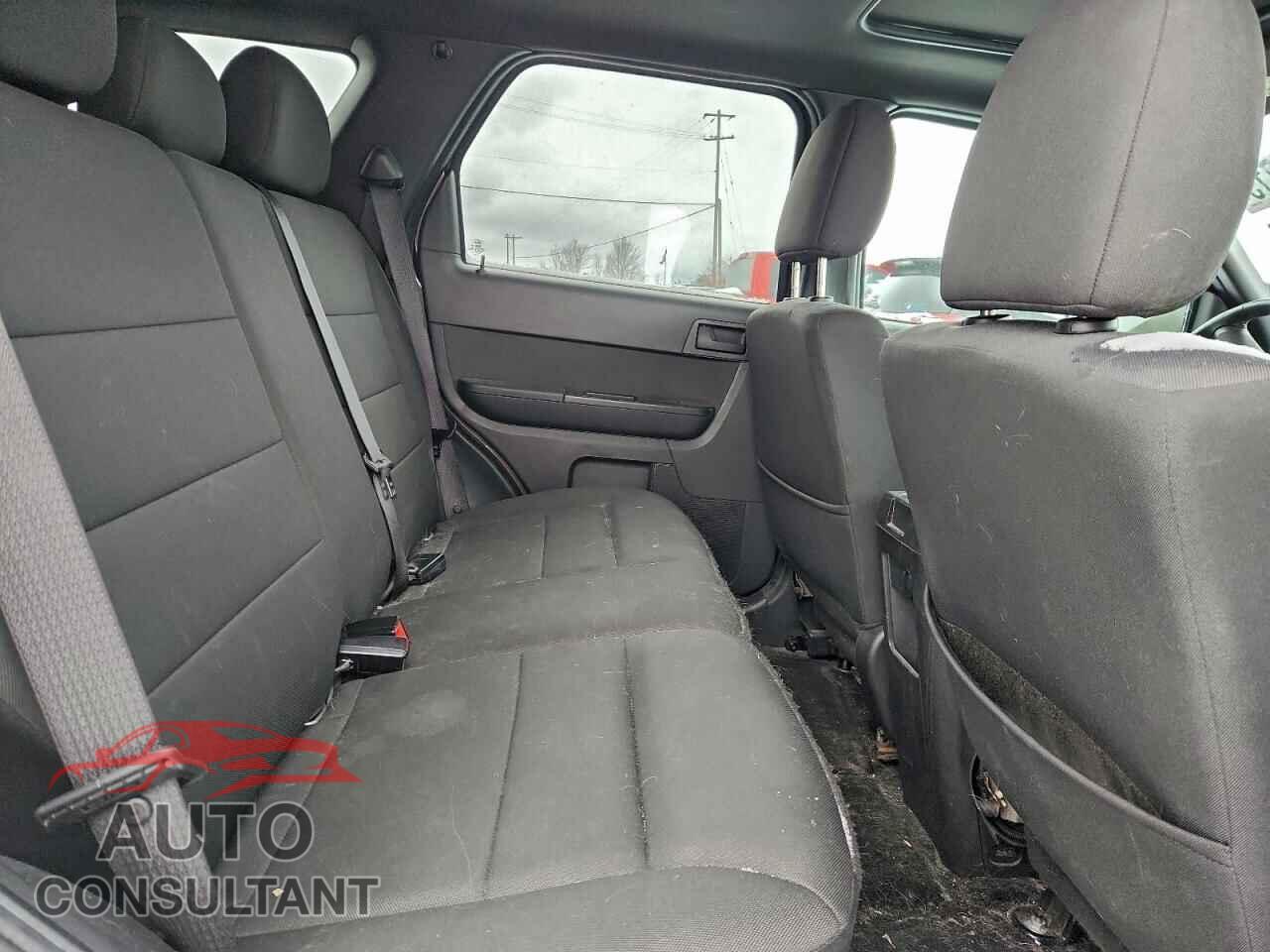 FORD ESCAPE 2012 - 1FMCU9DG6CKB88976