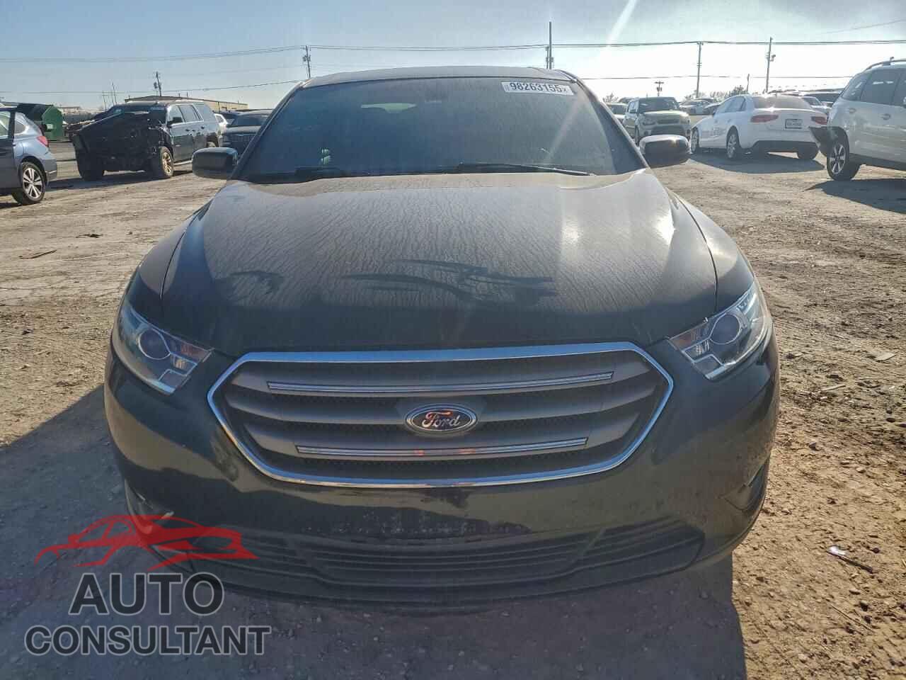 FORD TAURUS 2017 - 1FAHP2E81HG143041