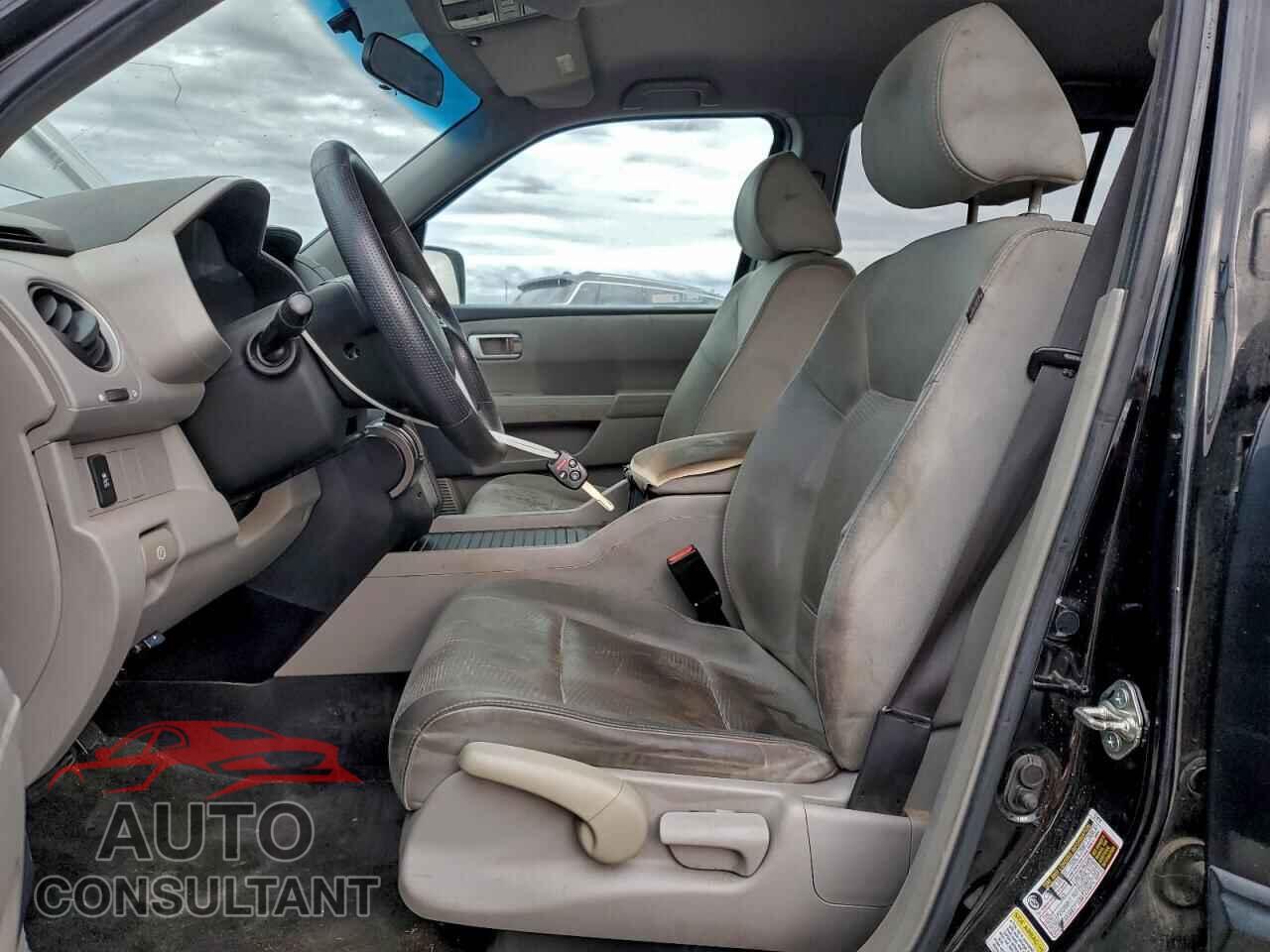 HONDA PILOT 2012 - 5FNYF3H25CB026690