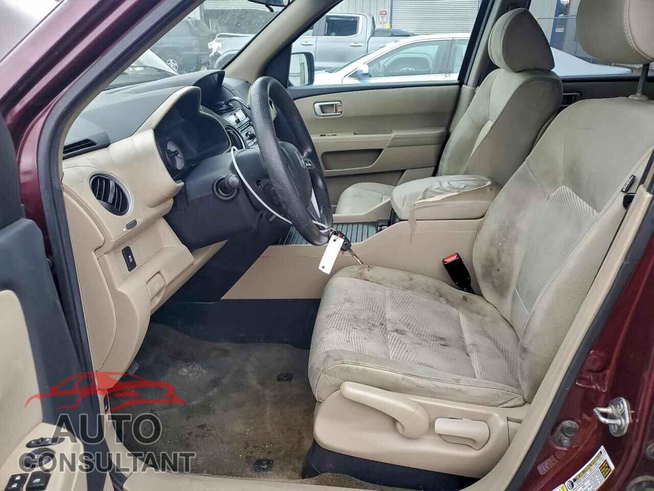 HONDA PILOT 2014 - 5FNYF3H25EB010900
