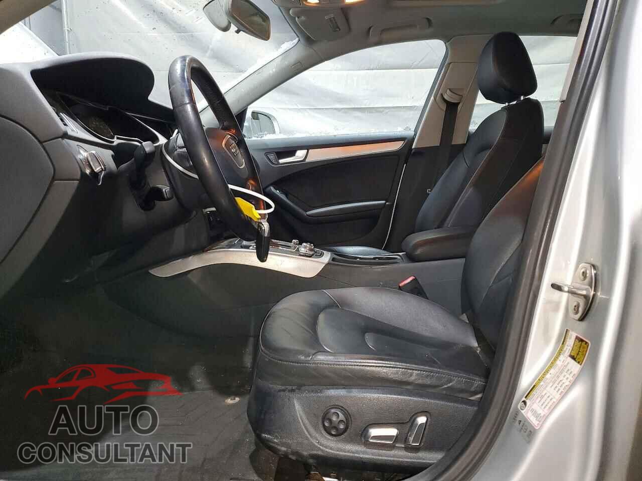 AUDI A4 2013 - WAUBFAFL8DN043442
