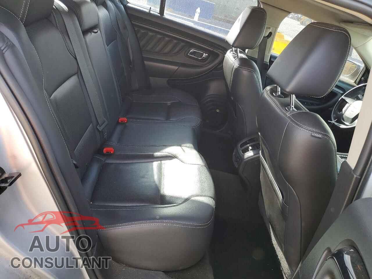 FORD TAURUS 2011 - 1FAHP2JW2BG184435