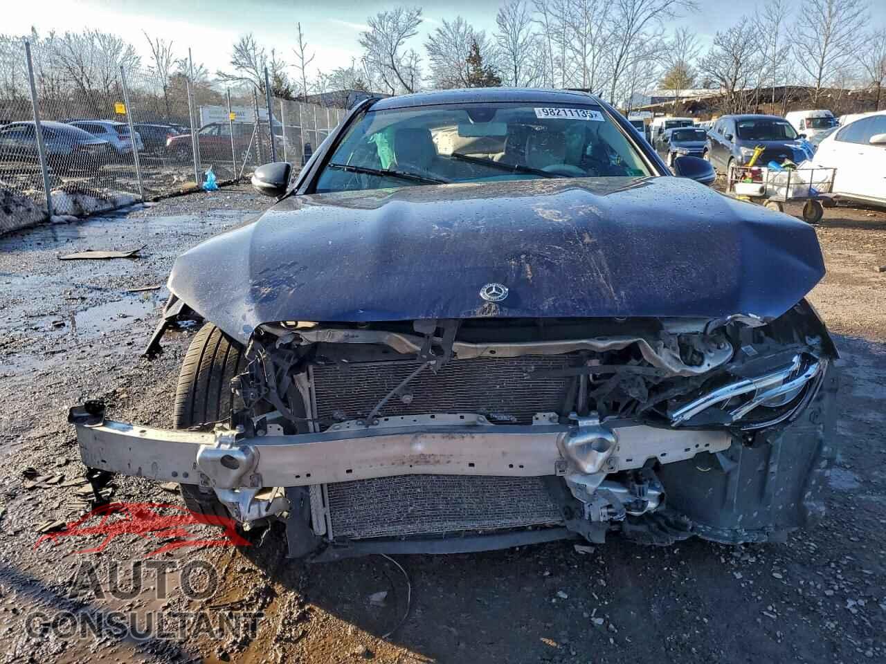 MERCEDES-BENZ E-CLASS 2018 - WDD1J6FB1JF015642