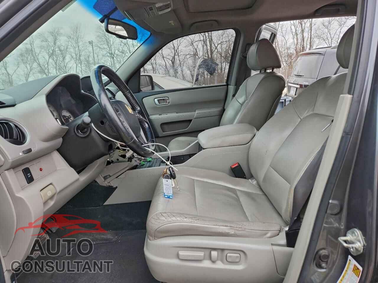 HONDA PILOT 2011 - 5FNYF4H70BB003690