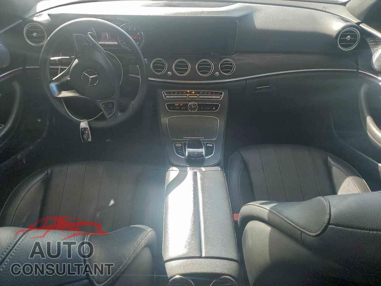 MERCEDES-BENZ E-CLASS 2018 - WDDZF4JB8JA364343