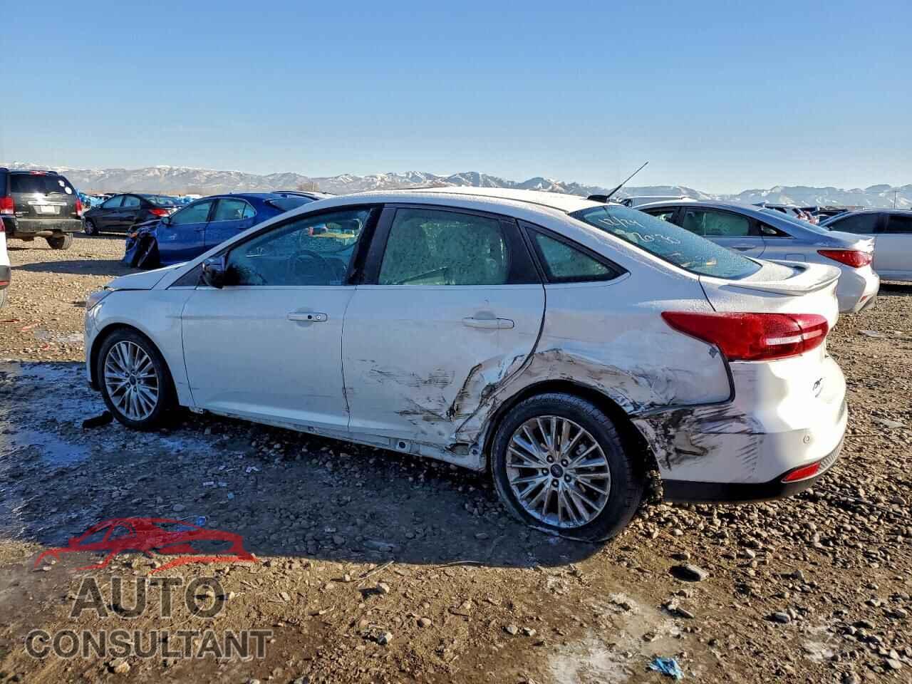 FORD FOCUS 2018 - 1FADP3J26JL270032