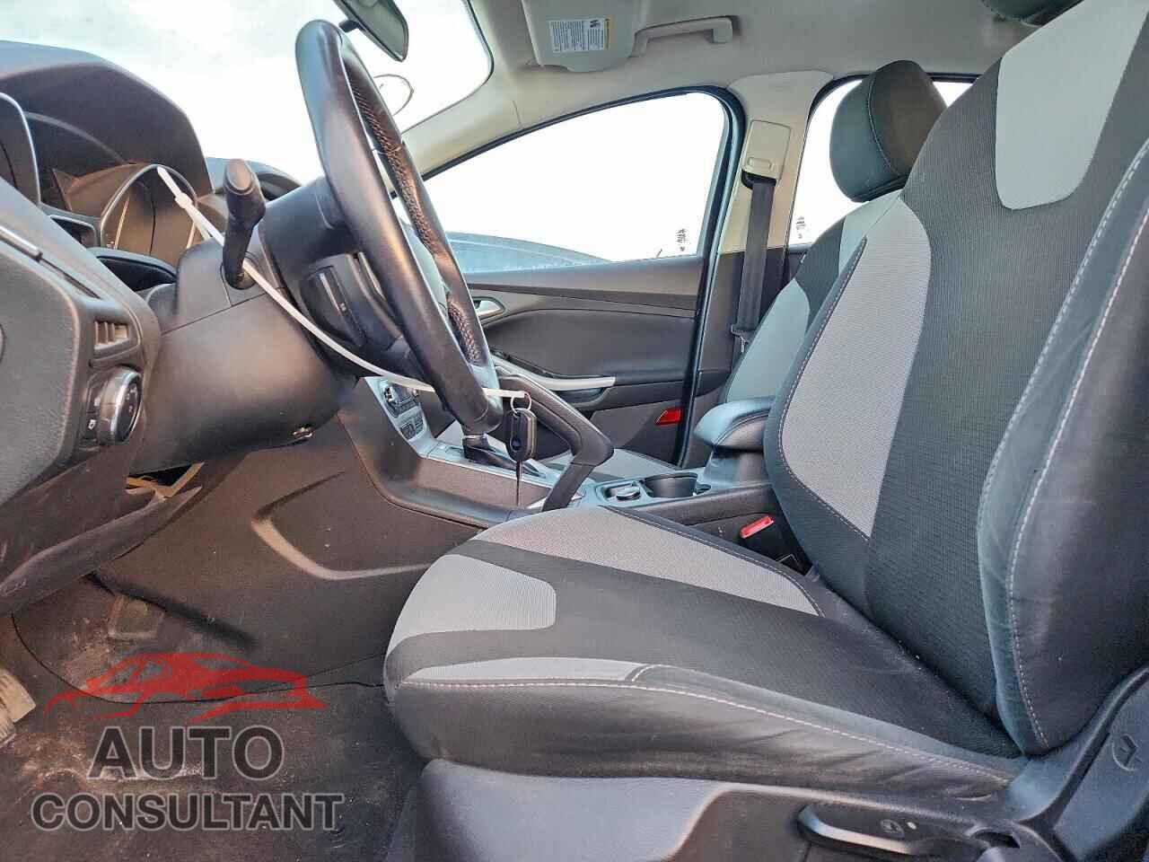 FORD FOCUS 2013 - 1FADP3F28DL357265