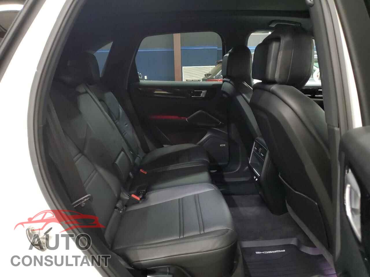 PORSCHE CAYENNE 2019 - WP1AA2AY7KDA18653