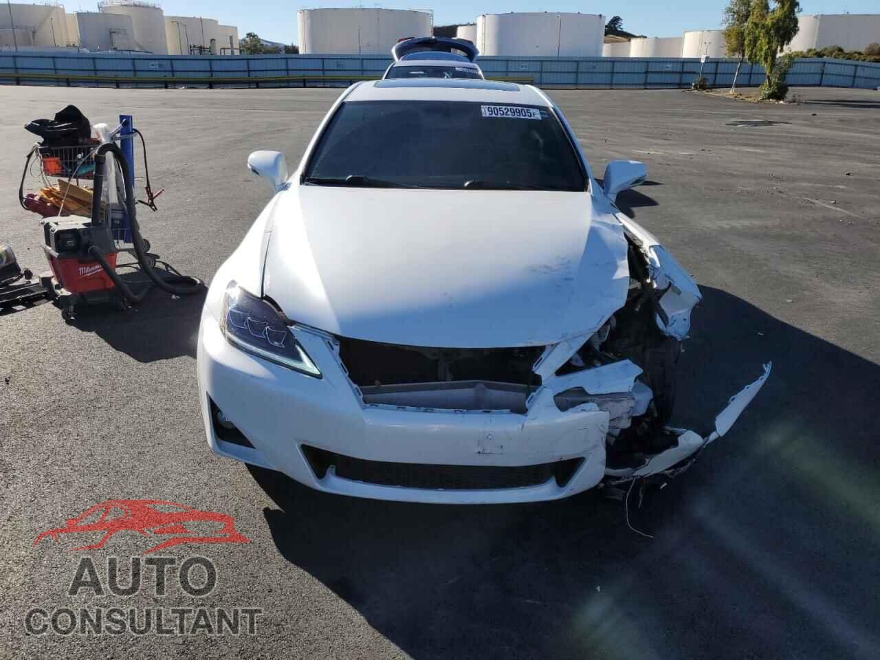 LEXUS IS 2013 - JTHBF5C2XD5191595