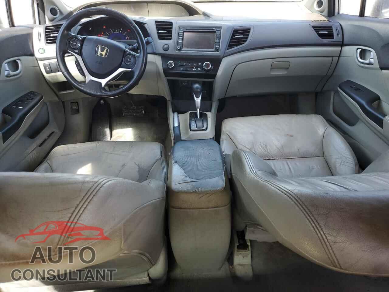 HONDA CIVIC 2012 - 2HGFB2F98CH516632